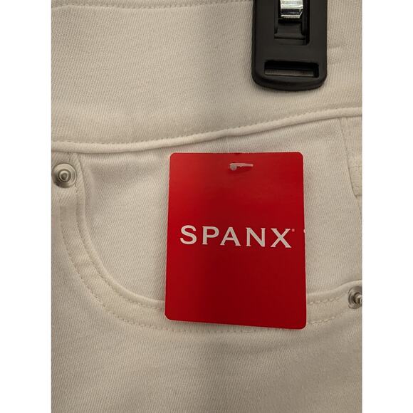 NWT Spanx SPANXshape Original EveryWear Kick Flare Jeans in White size Small - Picture 5 of 8